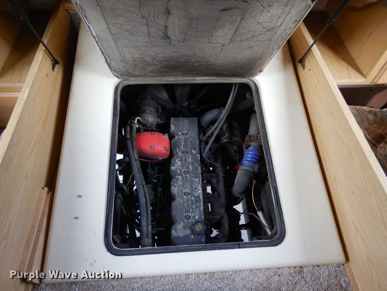 image for item DF8122 1999 Monaco Diplomat  RV