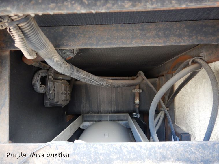 image for item DF8122 1999 Monaco Diplomat  RV