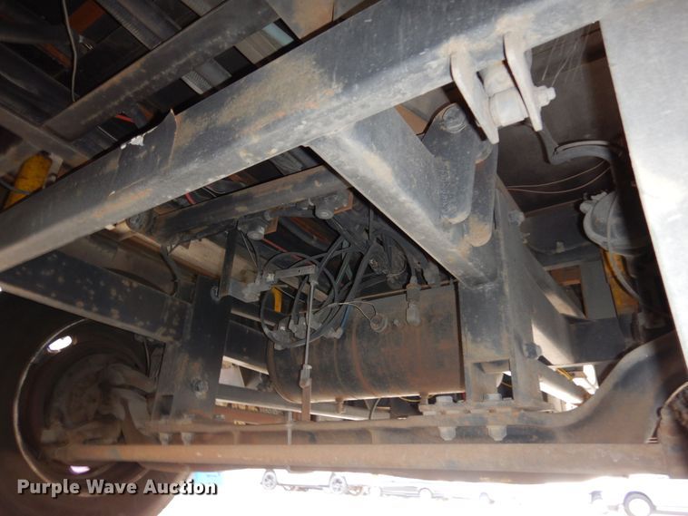 image for item DF8122 1999 Monaco Diplomat  RV