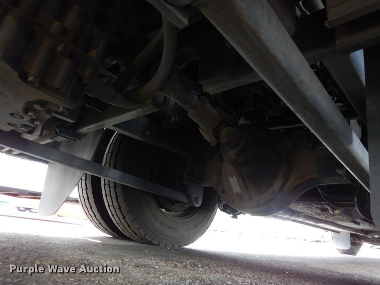 image for item DF8122 1999 Monaco Diplomat  RV