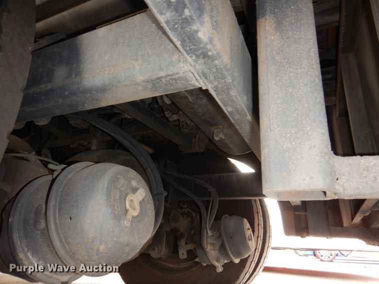 image for item DF8122 1999 Monaco Diplomat  RV