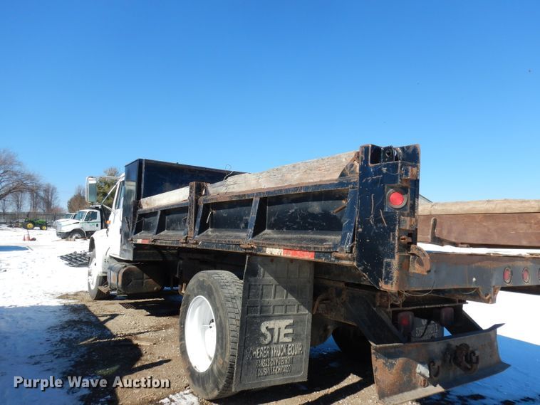 image for item DH8844 1994 International 4900  dump flatbed truck