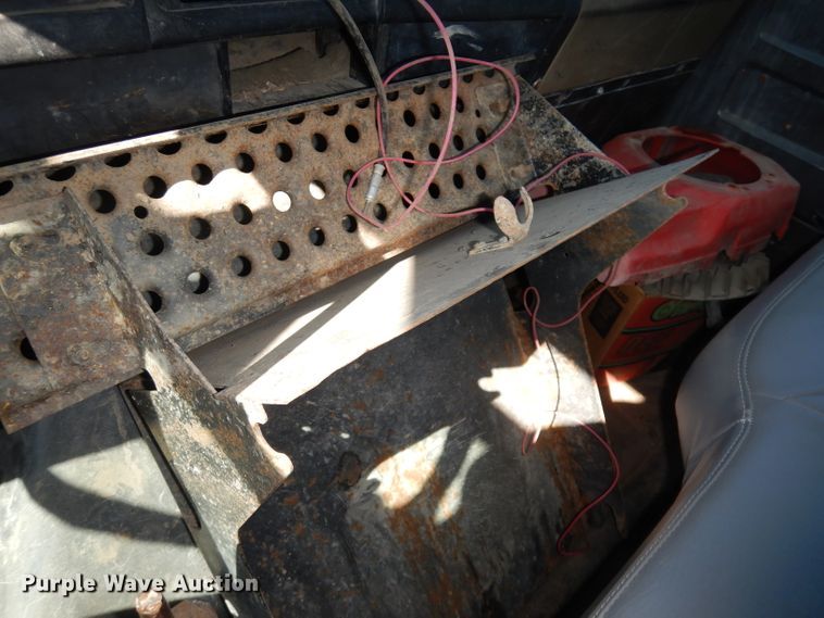 image for item DH8844 1994 International 4900  dump flatbed truck