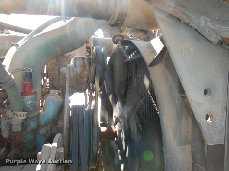 image for item DH8844 1994 International 4900  dump flatbed truck