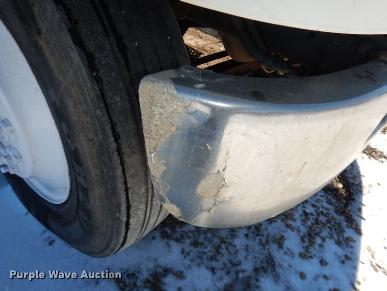 image for item DH8844 1994 International 4900  dump flatbed truck