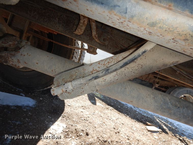 image for item DH8844 1994 International 4900  dump flatbed truck