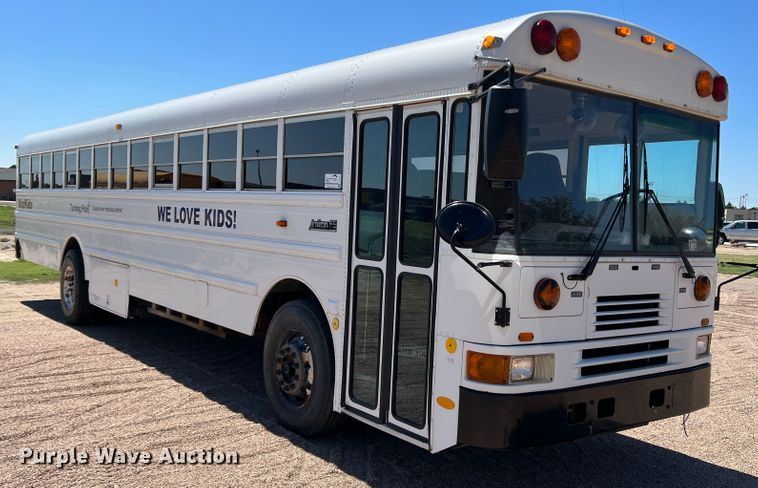image for item DJ7713 1999 Amtran Genesis  school bus