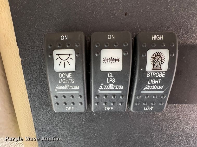 image for item DJ7713 1999 Amtran Genesis  school bus