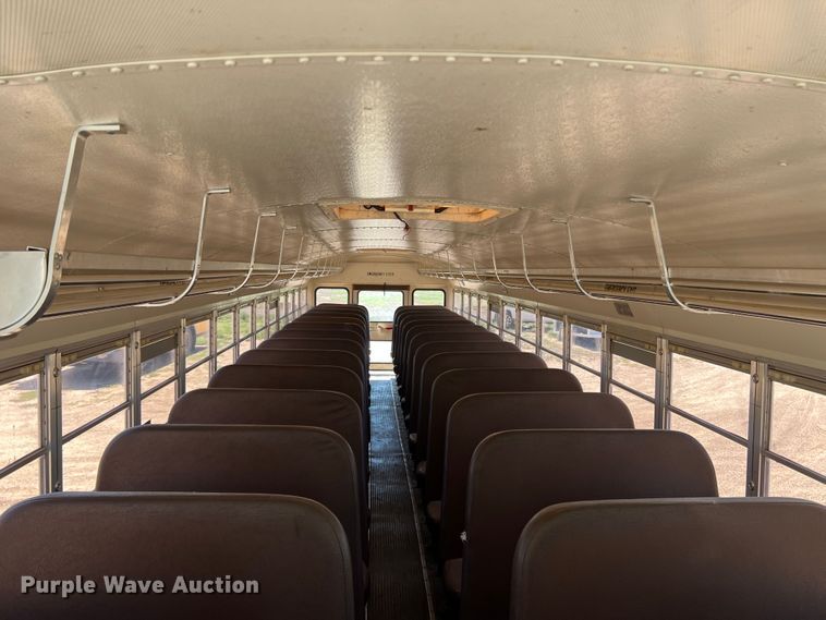 image for item DJ7713 1999 Amtran Genesis  school bus