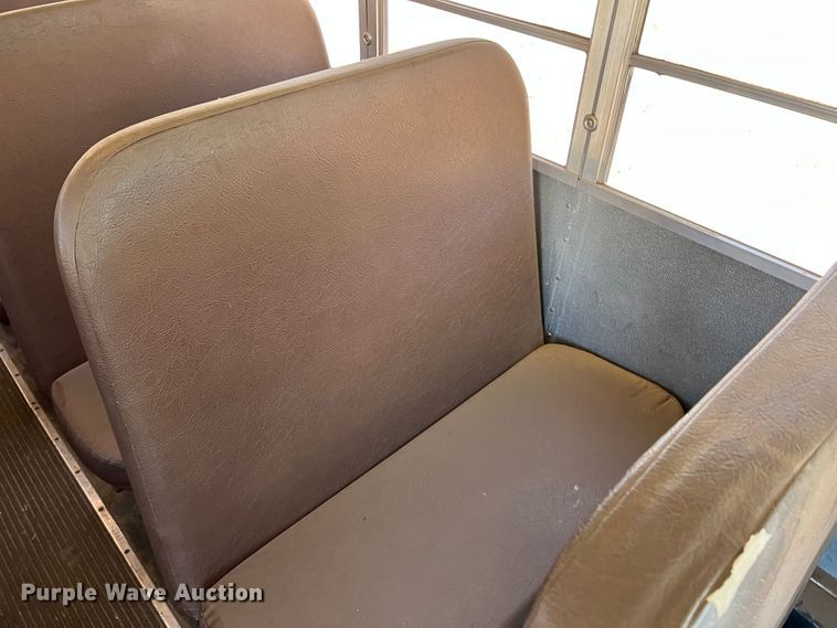 image for item DJ7713 1999 Amtran Genesis  school bus