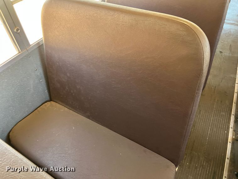 image for item DJ7713 1999 Amtran Genesis  school bus