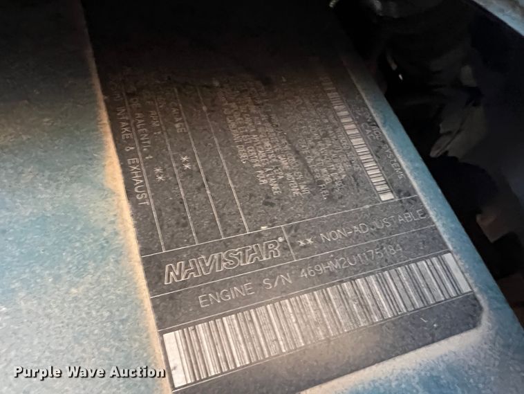 image for item DJ7713 1999 Amtran Genesis  school bus