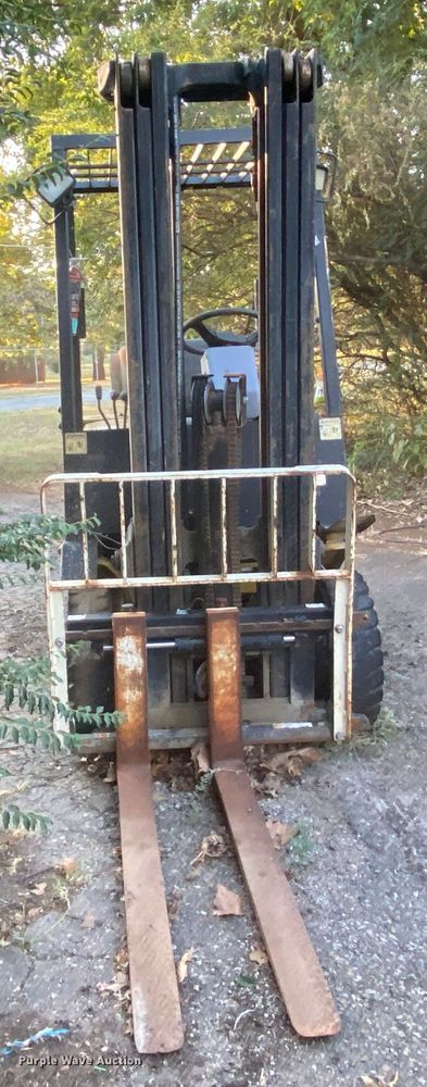 image for item DK6486 Yale GLP040  forklift