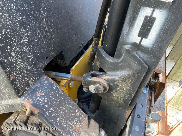 image for item DK6486 Yale GLP040  forklift