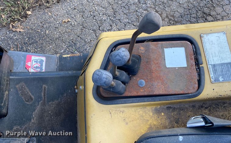 image for item DK6486 Yale GLP040  forklift