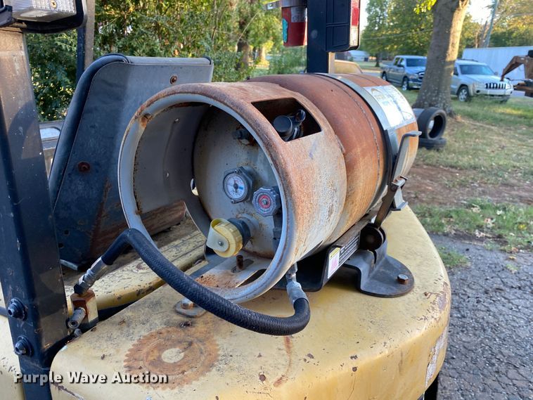 image for item DK6486 Yale GLP040  forklift