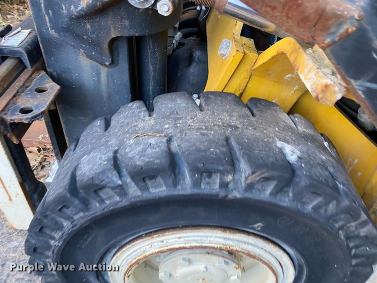 image for item DK6486 Yale GLP040  forklift