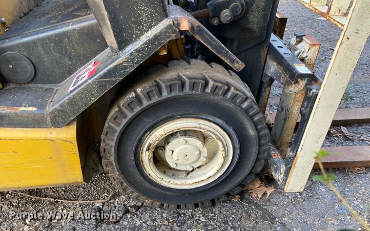 image for item DK6486 Yale GLP040  forklift