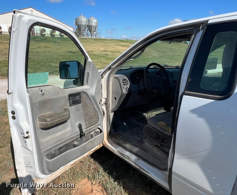 image for item DK7079 2008 Ford F150  utility bed pickup truck