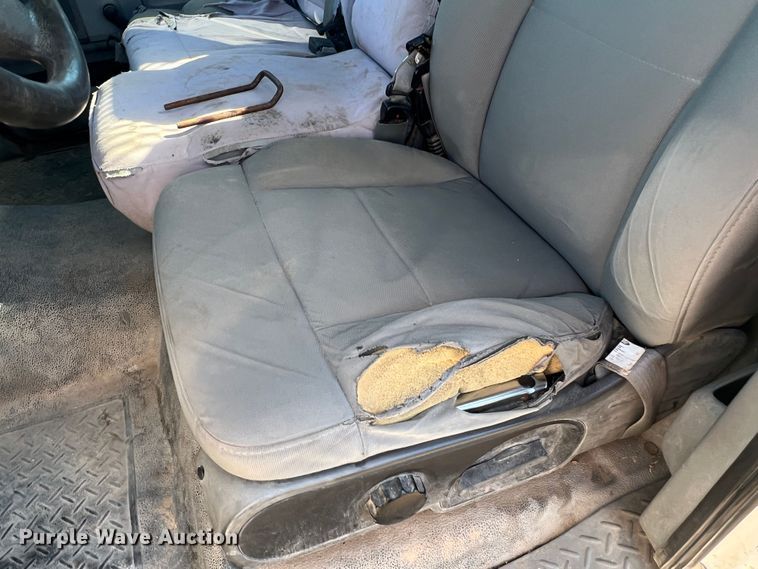 image for item DK7079 2008 Ford F150  utility bed pickup truck