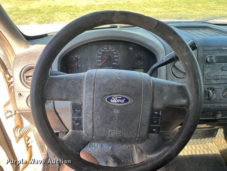 image for item DK7079 2008 Ford F150  utility bed pickup truck