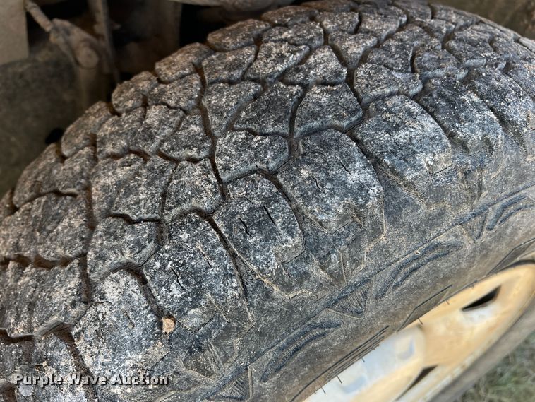 image for item DK7079 2008 Ford F150  utility bed pickup truck