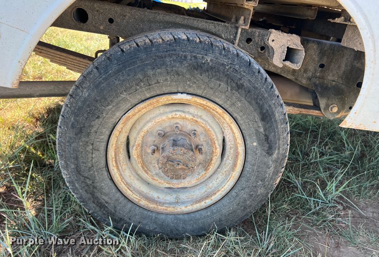 image for item DK7079 2008 Ford F150  utility bed pickup truck