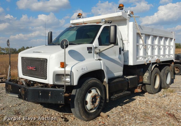 image for item DM3205 2006 GMC C8500  dump truck