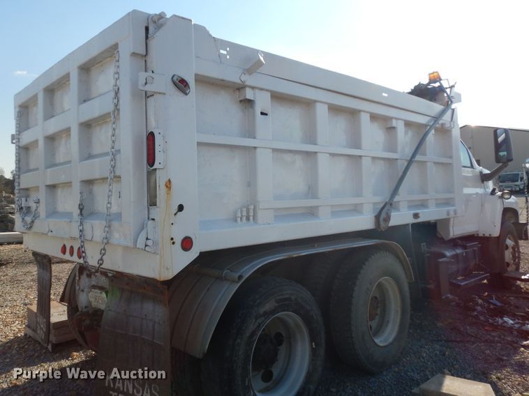 image for item DM3205 2006 GMC C8500  dump truck