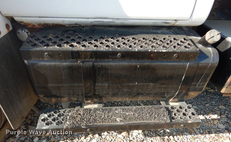 image for item DM3205 2006 GMC C8500  dump truck