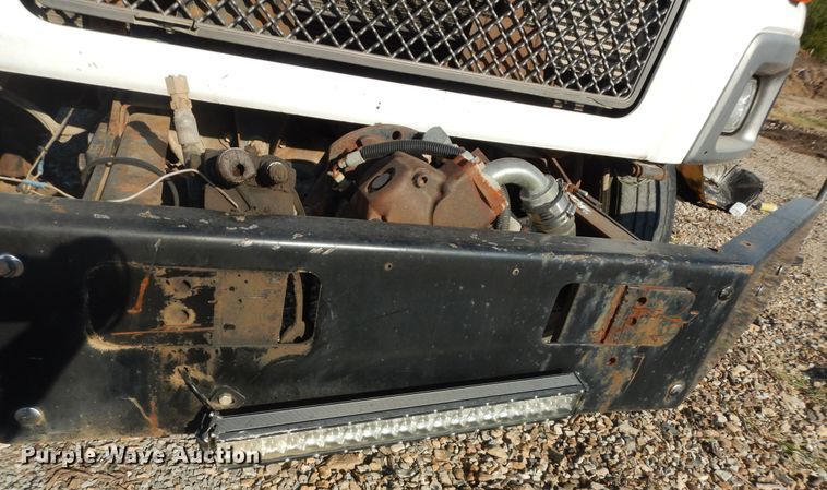 image for item DM3205 2006 GMC C8500  dump truck