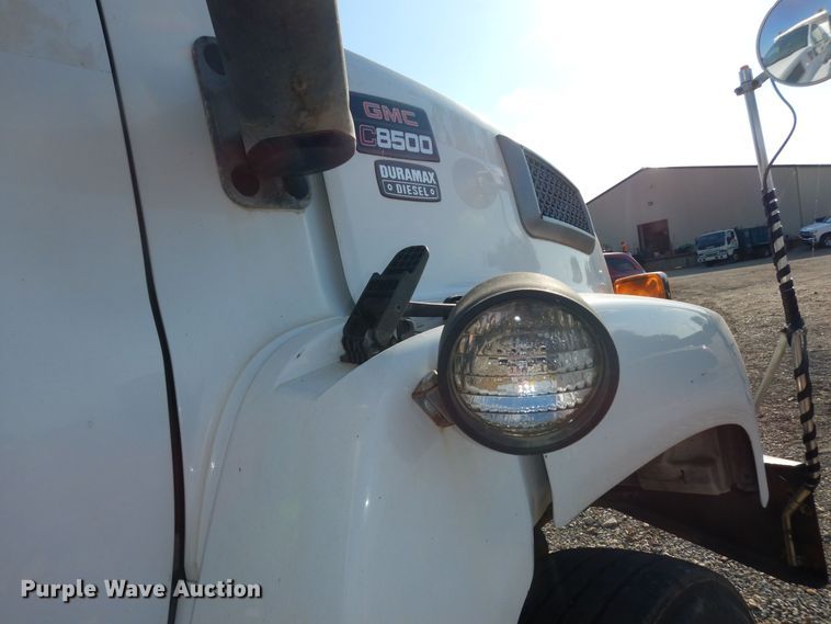 image for item DM3205 2006 GMC C8500  dump truck