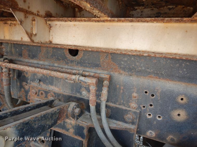 image for item DM3205 2006 GMC C8500  dump truck