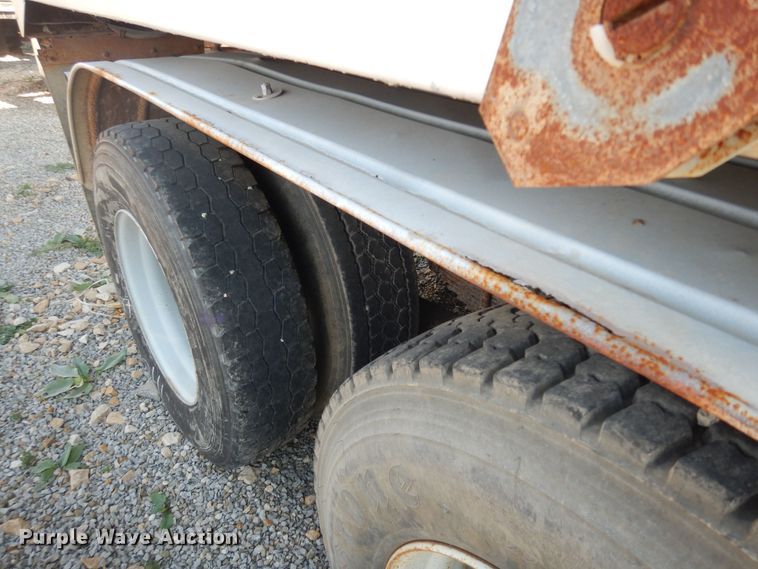 image for item DM3205 2006 GMC C8500  dump truck