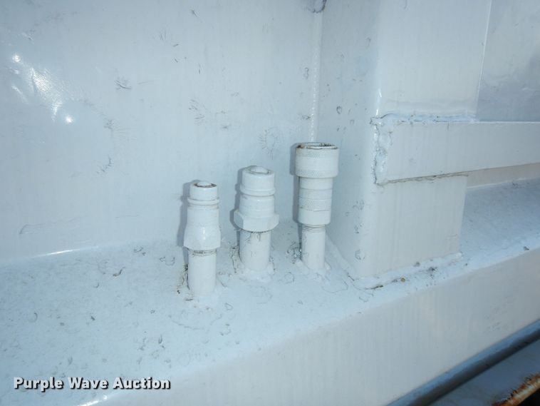 image for item DM3205 2006 GMC C8500  dump truck