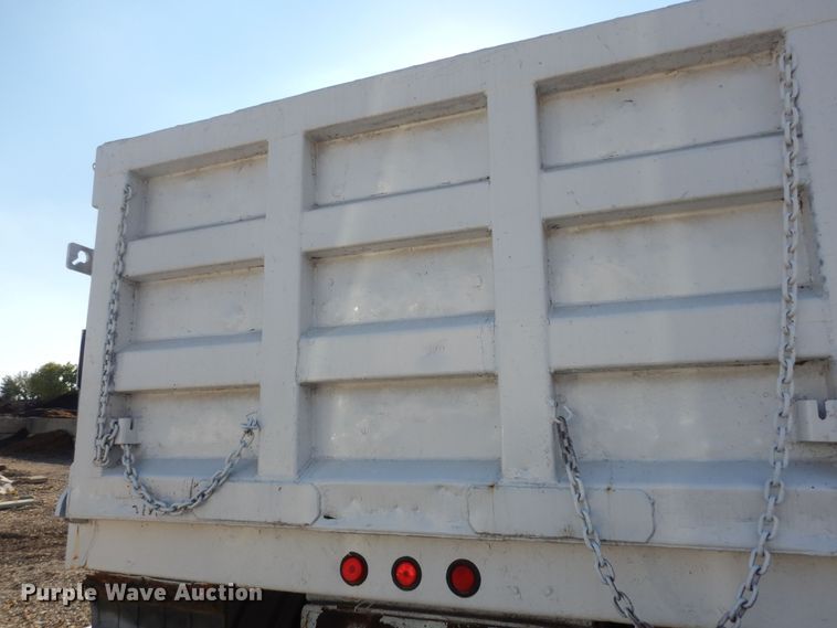 image for item DM3205 2006 GMC C8500  dump truck