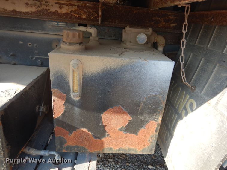 image for item DM3205 2006 GMC C8500  dump truck