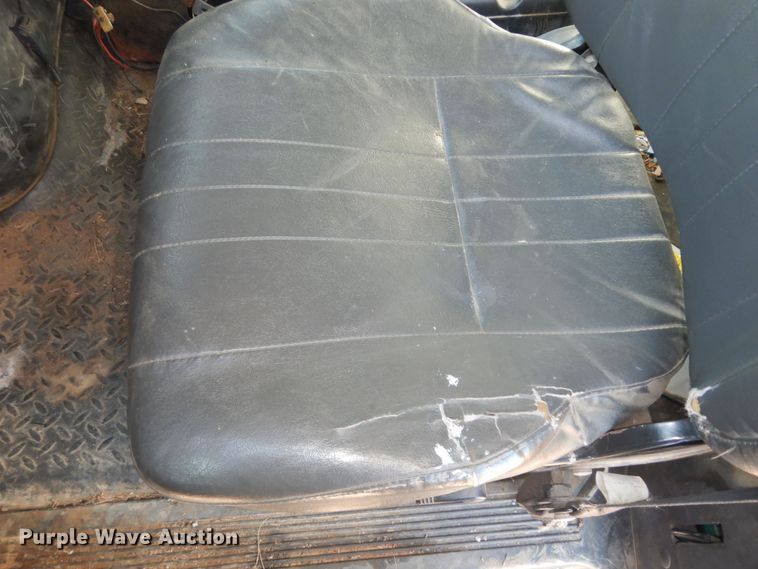 image for item DM3205 2006 GMC C8500  dump truck