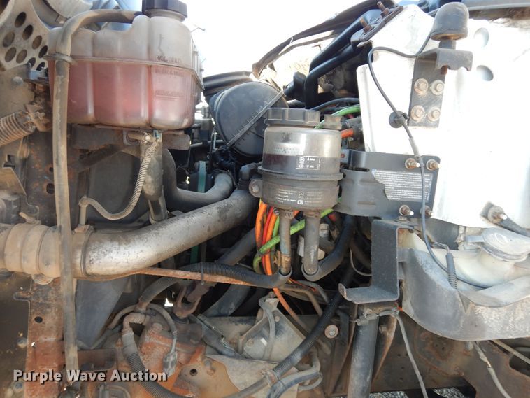 image for item DM3205 2006 GMC C8500  dump truck