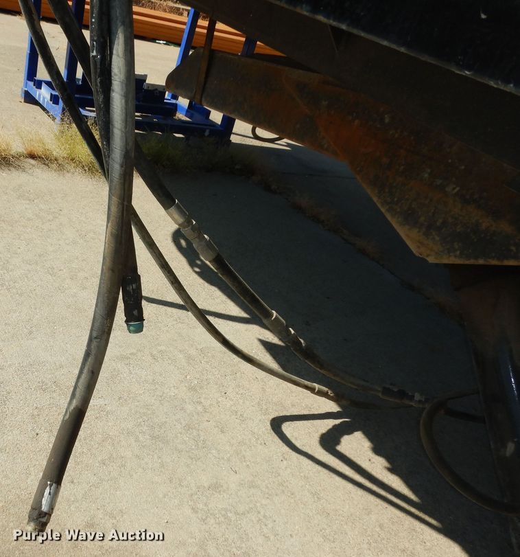 image for item DM3222 2012 Morgan  dump flatbed