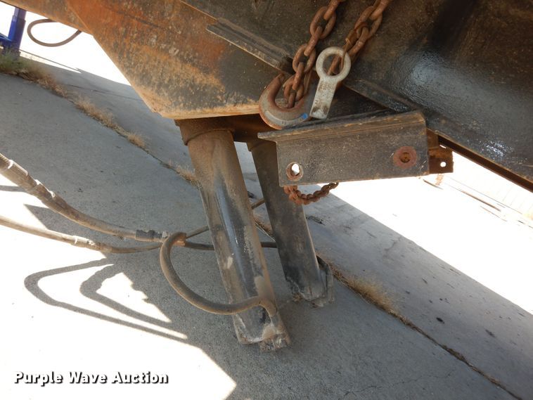 image for item DM3222 2012 Morgan  dump flatbed