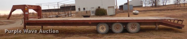 image for item DN1373 1985 Hillsboro  equipment trailer