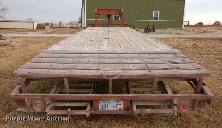 image for item DN1373 1985 Hillsboro  equipment trailer