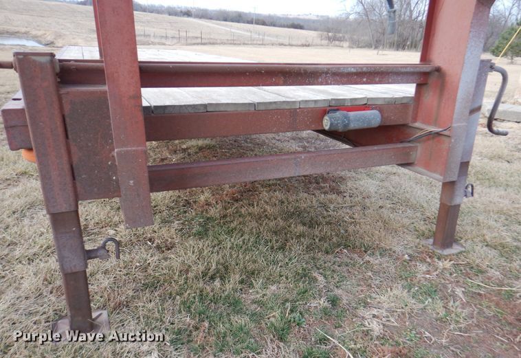image for item DN1373 1985 Hillsboro  equipment trailer