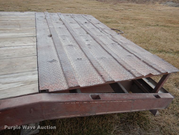 image for item DN1373 1985 Hillsboro  equipment trailer