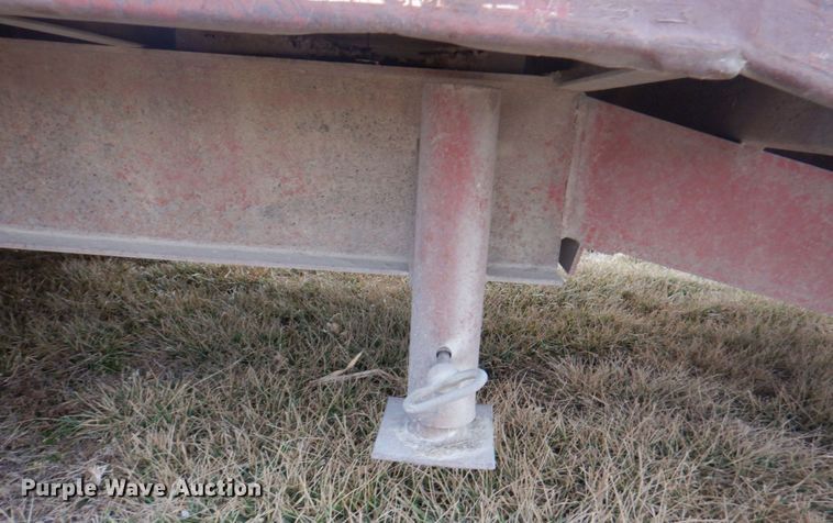 image for item DN1373 1985 Hillsboro  equipment trailer