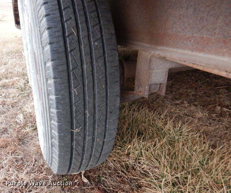 image for item DN1373 1985 Hillsboro  equipment trailer