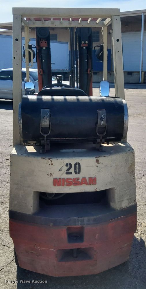 image for item DN6863 Nissan 35  forklift