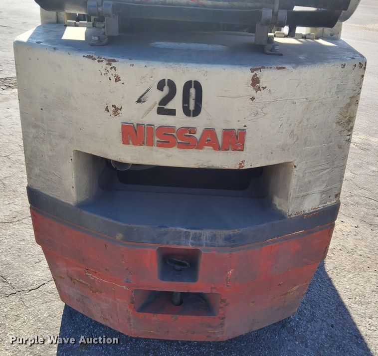 image for item DN6863 Nissan 35  forklift