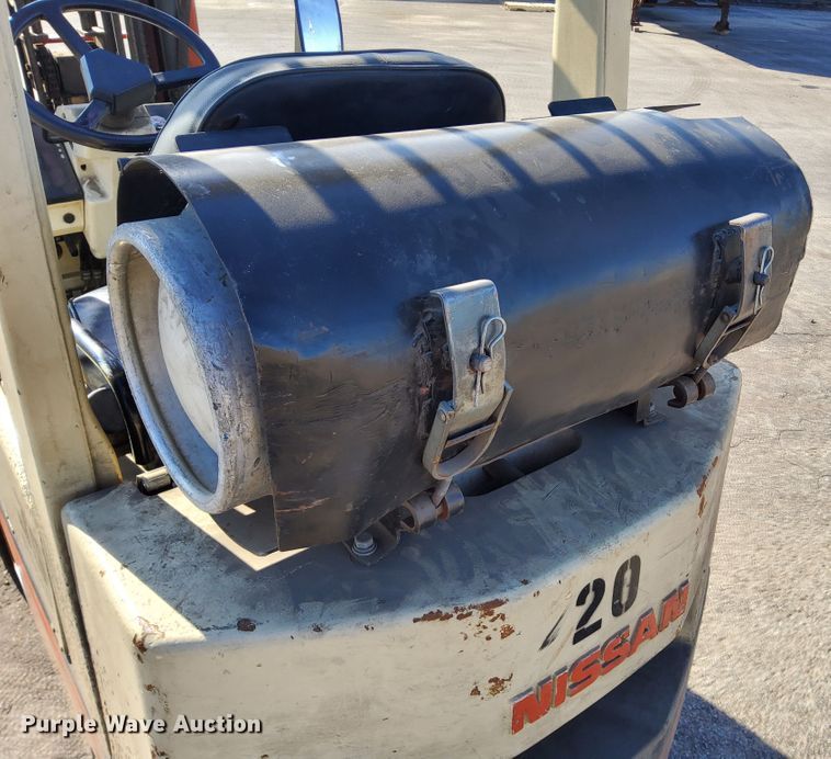 image for item DN6863 Nissan 35  forklift